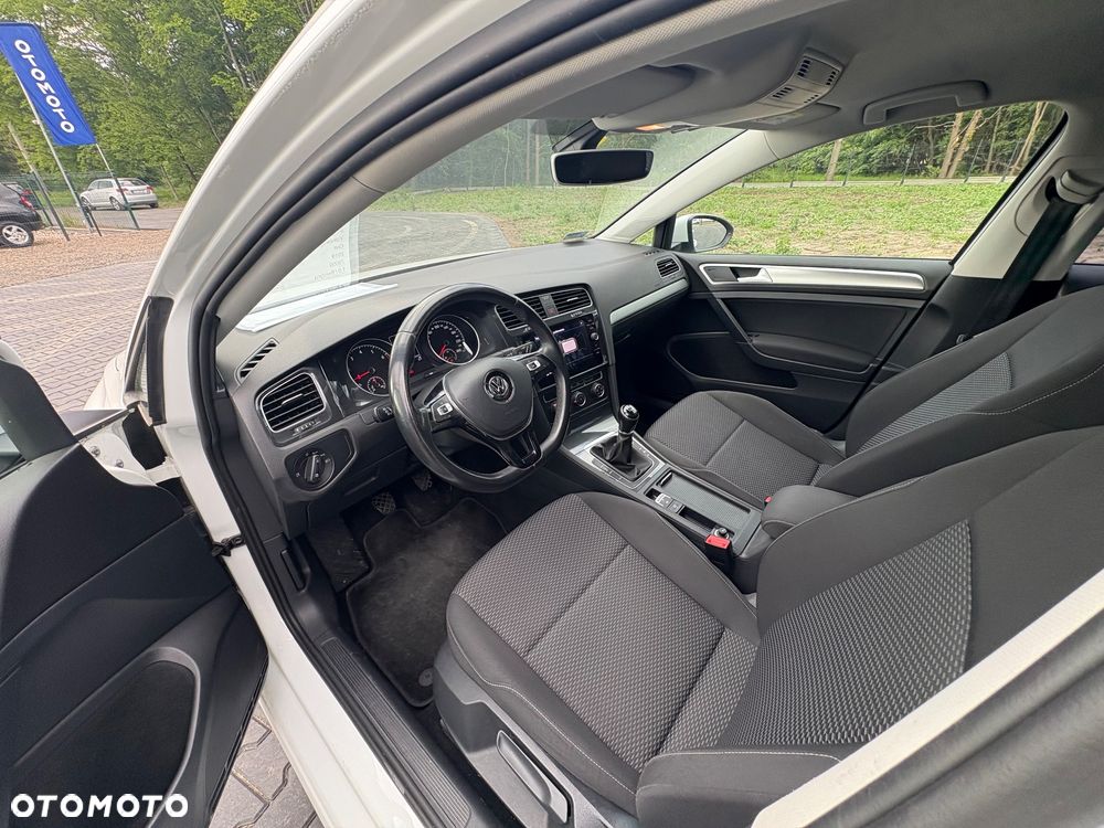 Volkswagen Golf 1.0 TSI Comfortline - 19