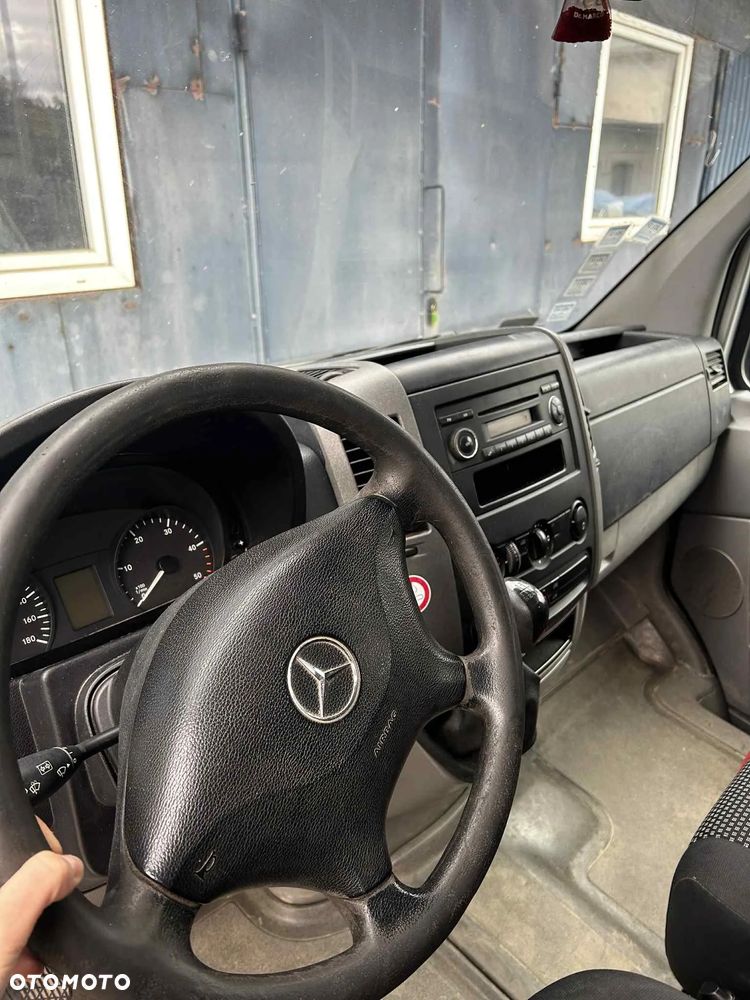 Mercedes-Benz SPRINTER - 4