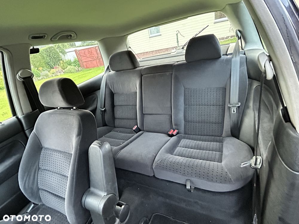 Volkswagen Golf - 8