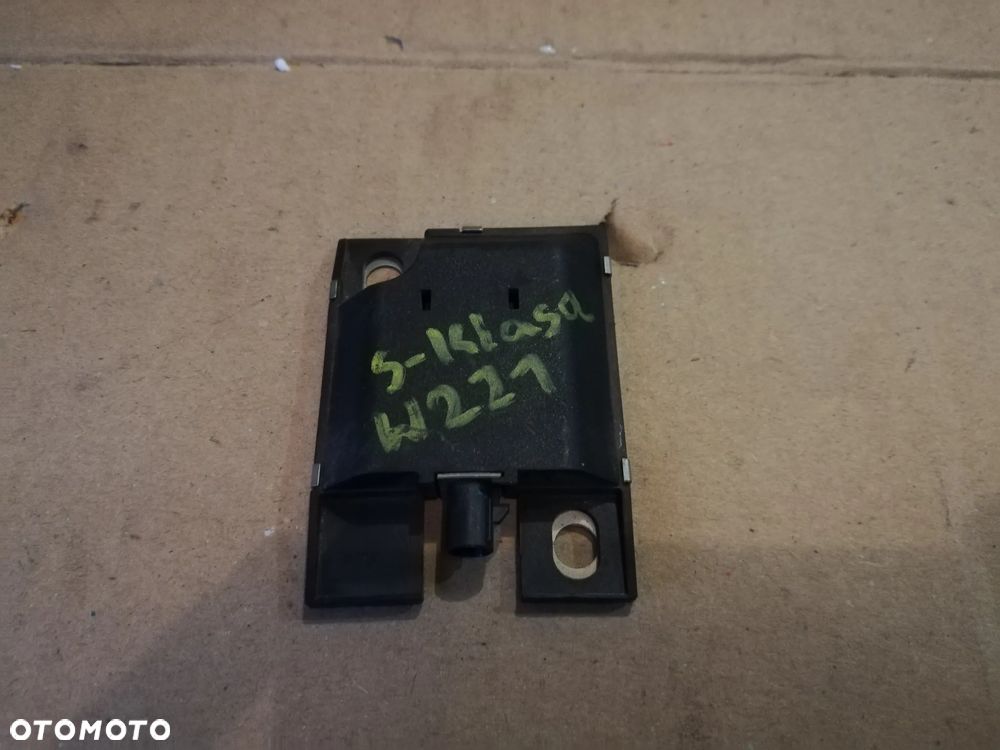 MERCEDES S-KLASA W221 MODUŁ WZMACNIACZ ANTENY A2118203375 - 1