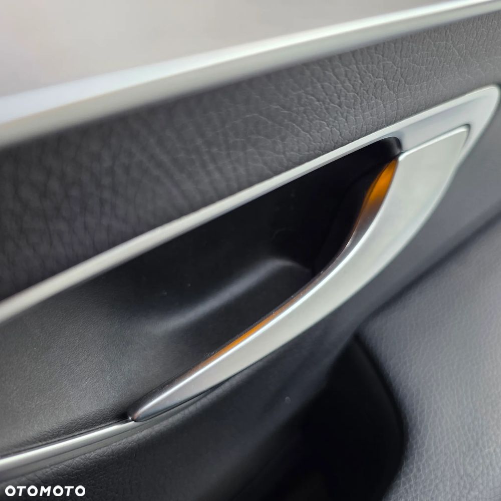 Mercedes-Benz Klasa C 220 d 9G-TRONIC - 29