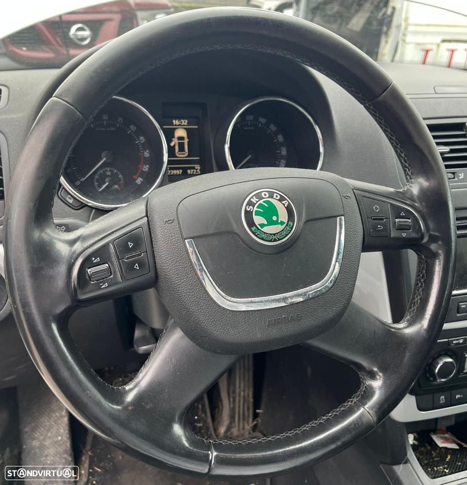 VOLANTE SKODA YETI 5L2009 - 1
