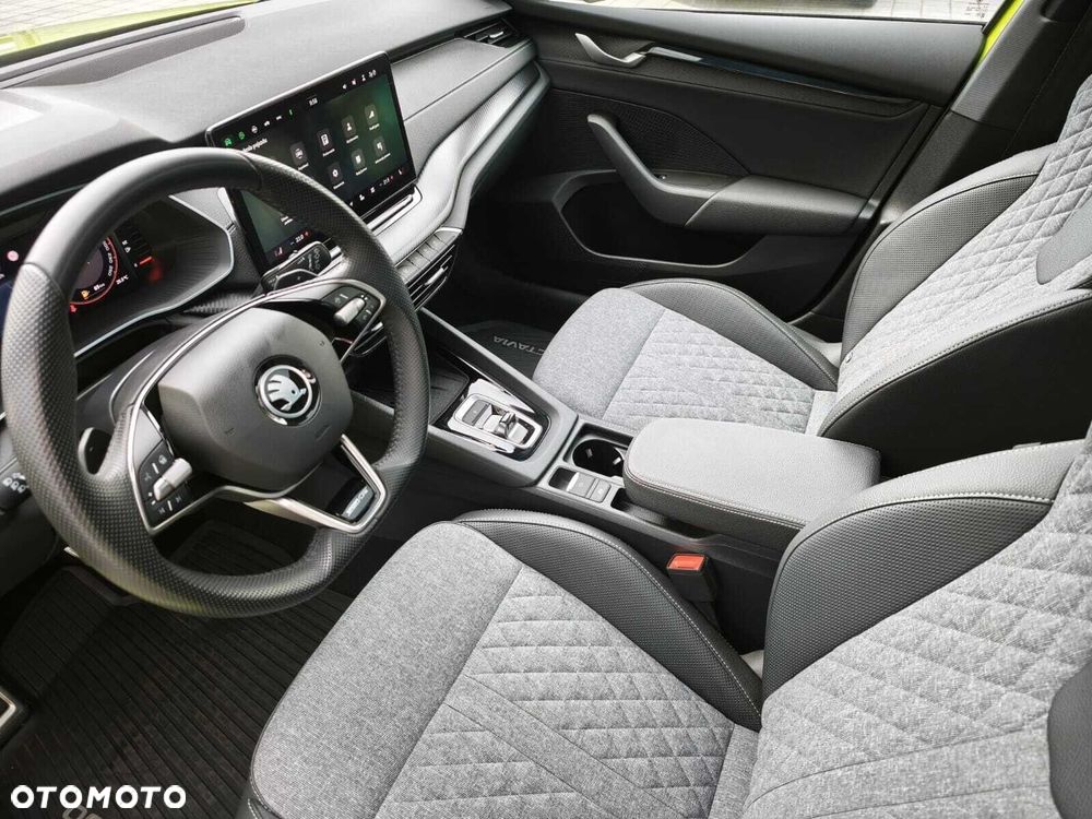 Skoda Octavia 2.0 TDI Sportline DSG - 9