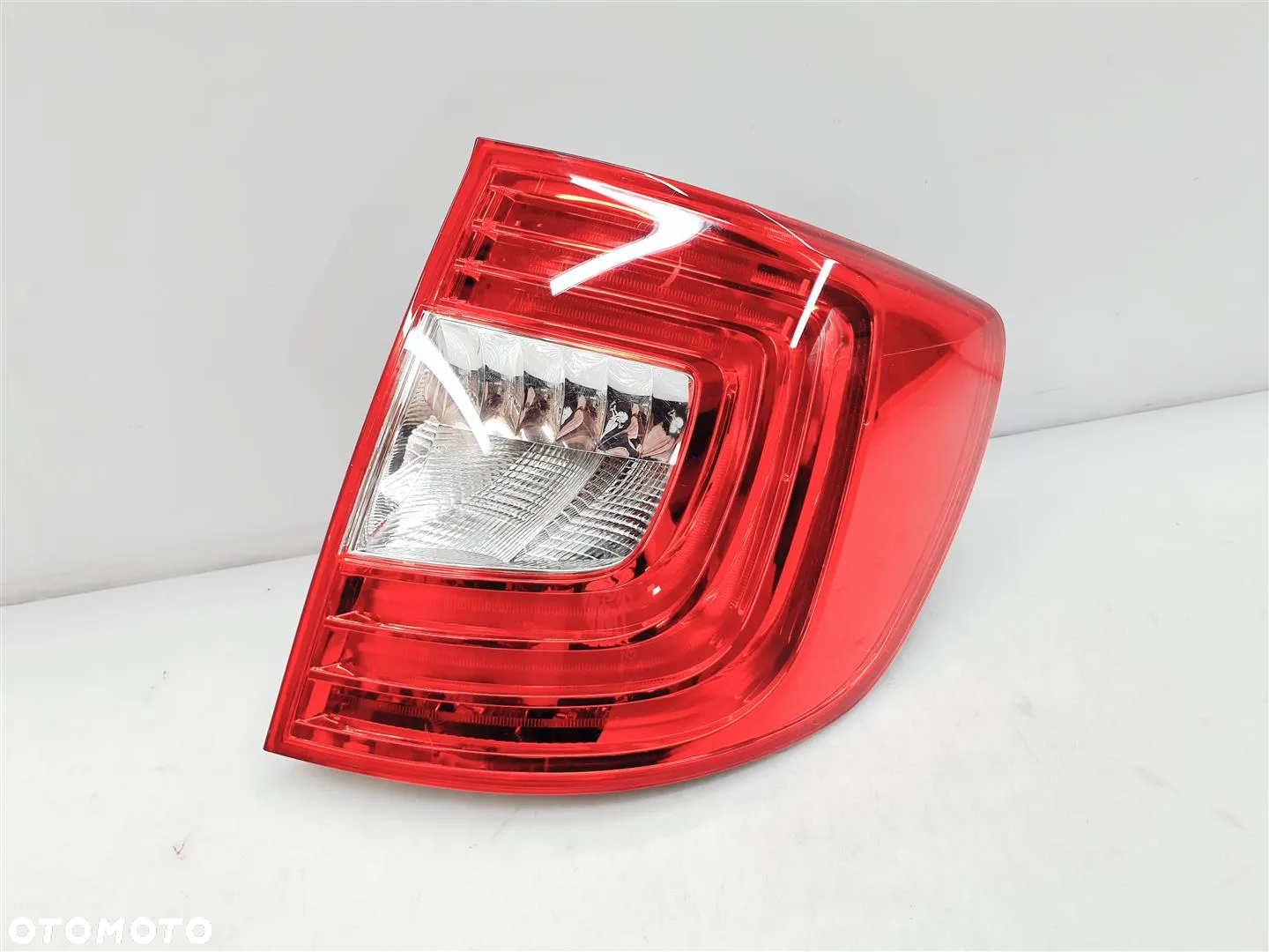 SKODA SUPERB II KOMBI LIFT 3T9 13r+ PRAWA LAMPA TYŁ LED ORYGINAŁ EUROPA !!! - 2
