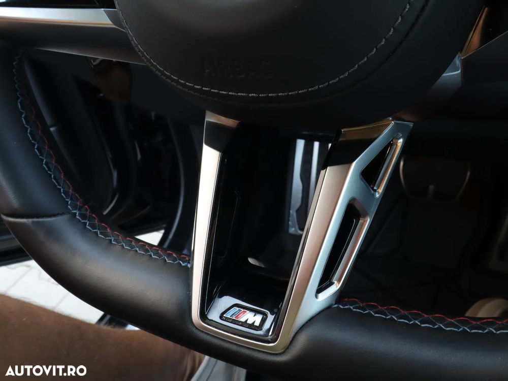 BMW M7 M760e xDrive - 26