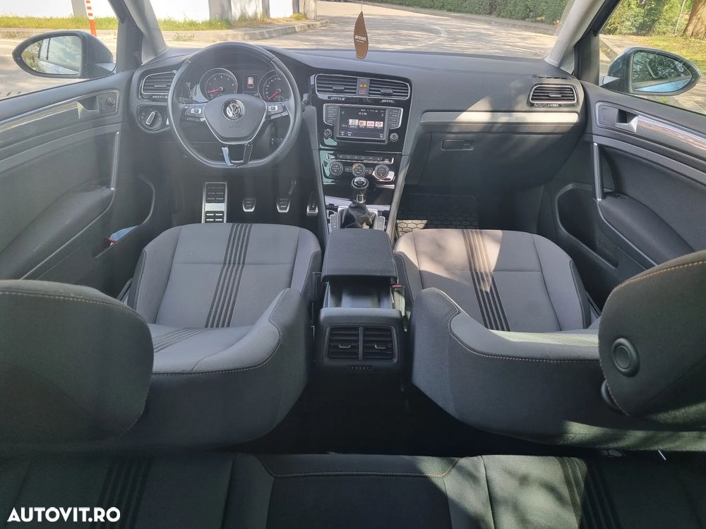Volkswagen Golf 1.2 TSI BlueMotion Technology Allstar - 9