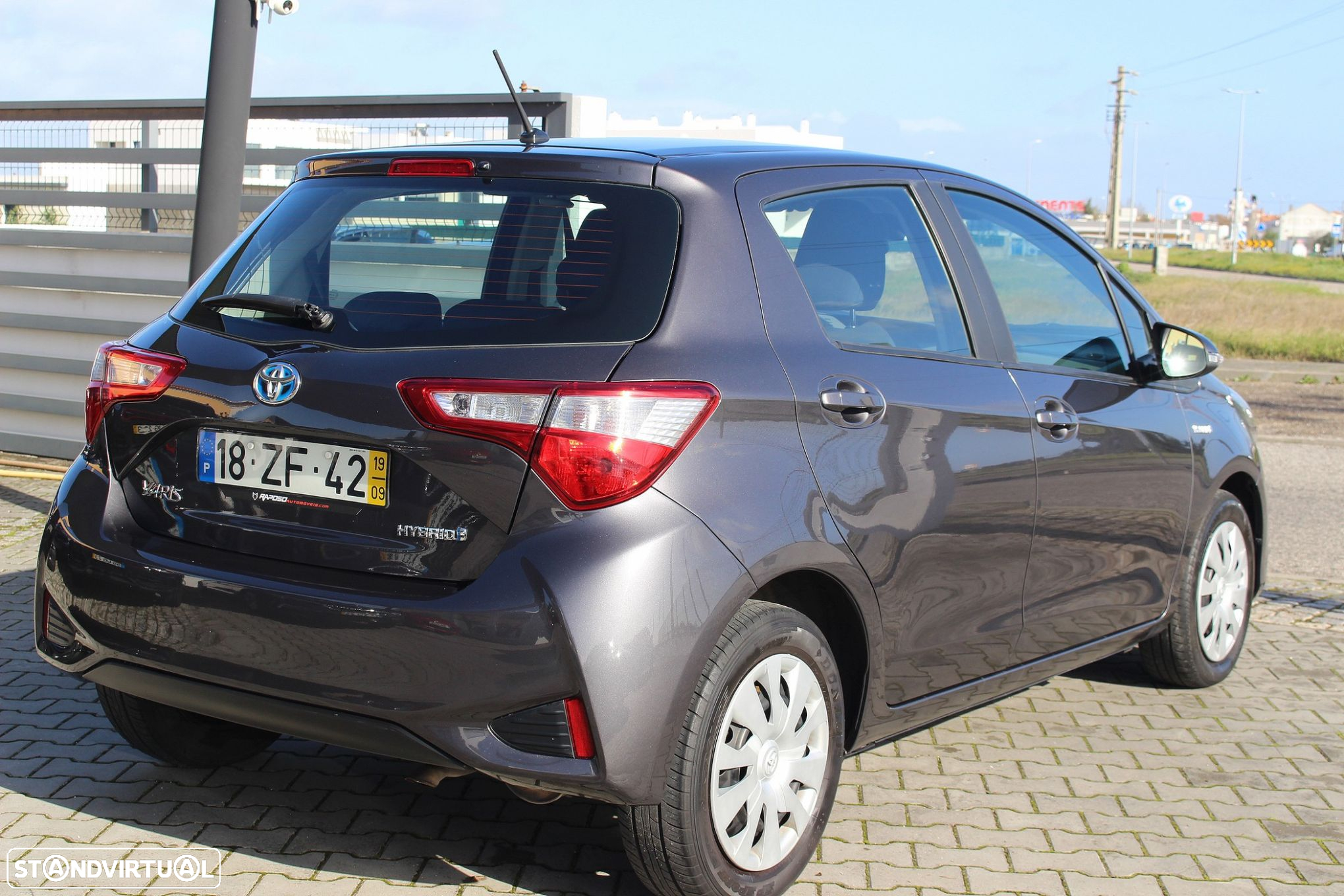 Toyota Yaris 1.5 HSD Active - 16