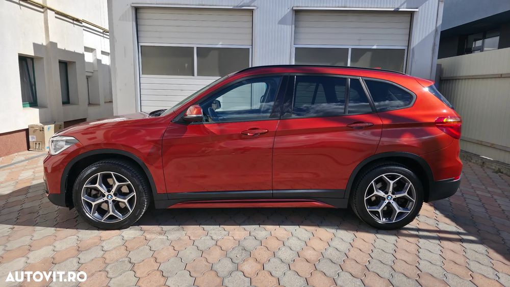 BMW X1 xDrive20i AT Sport Line - 7