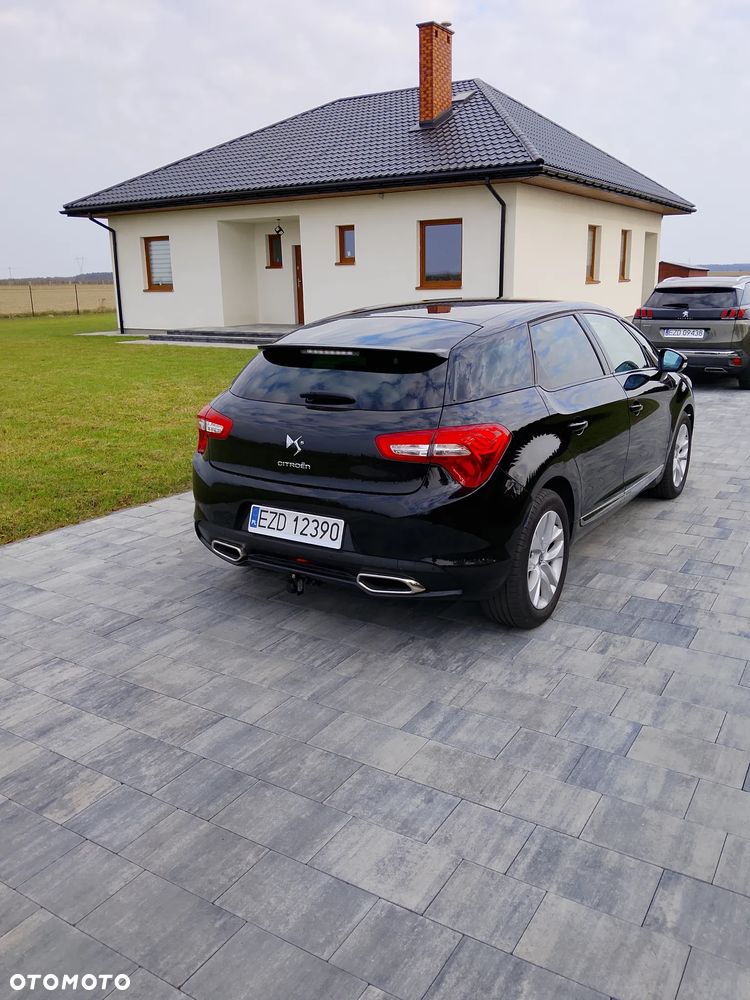 DS Automobiles DS 5 - 5