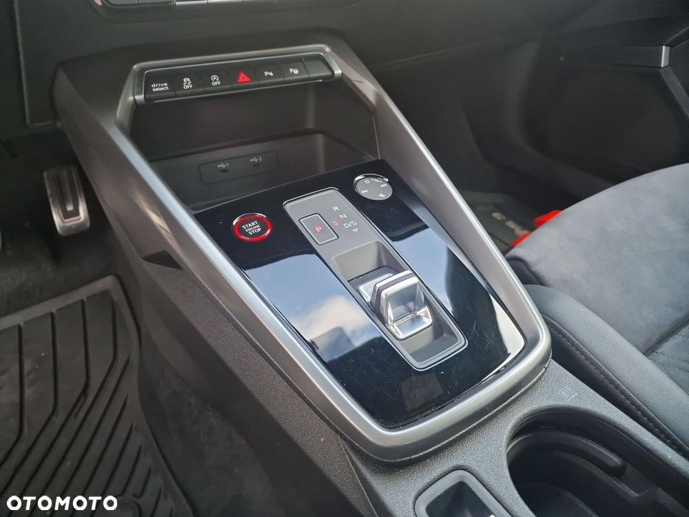 Audi RS3 Sportback - 16