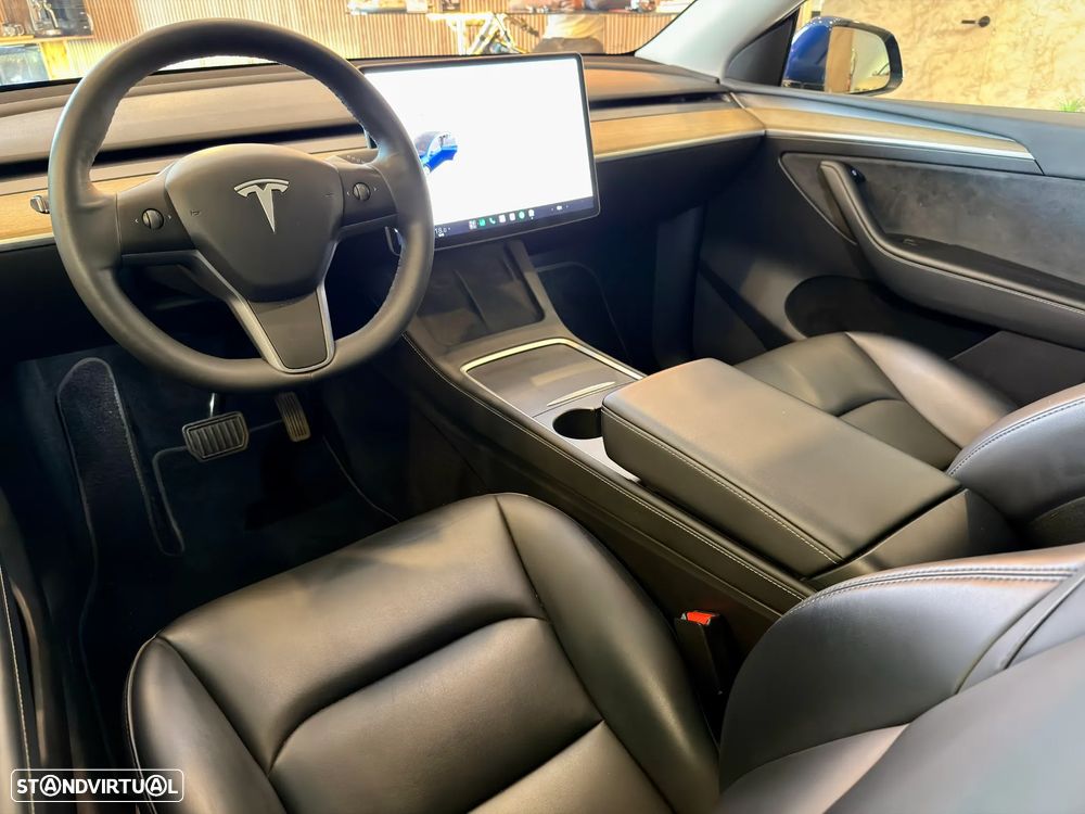Tesla Model Y Tração Traseira - 4