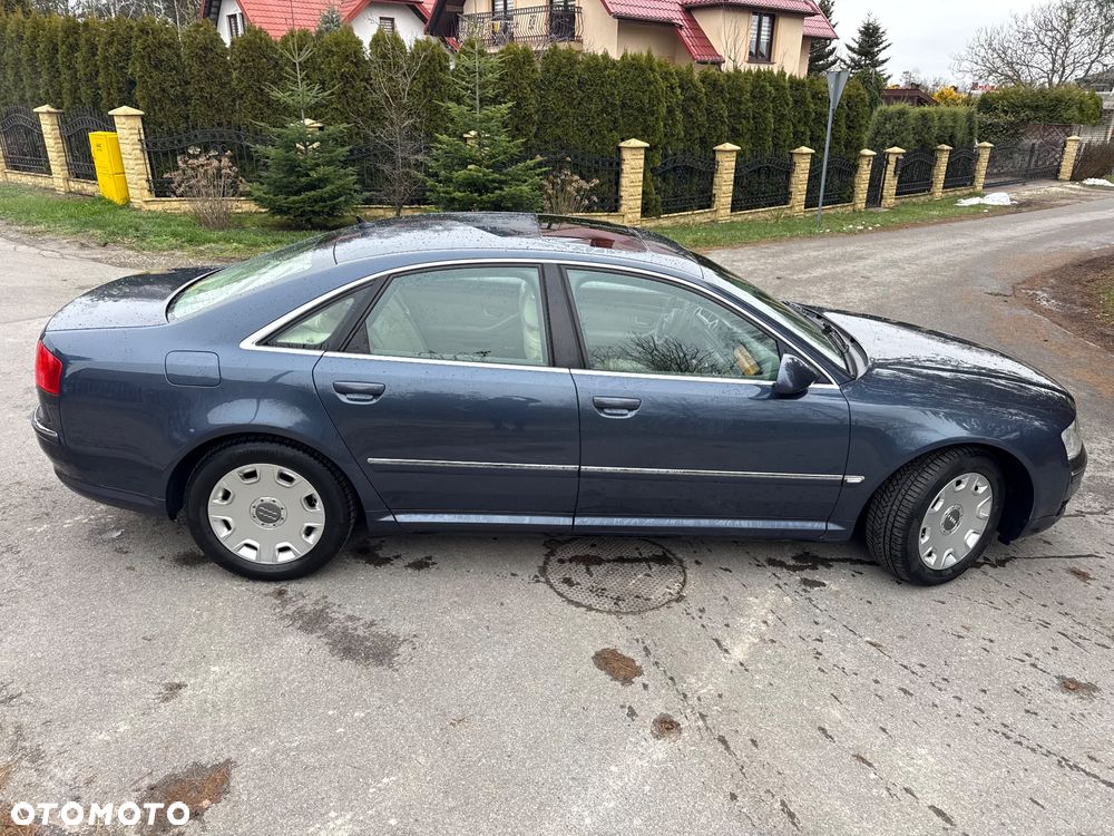 Audi A8 4.2 Quattro - 19