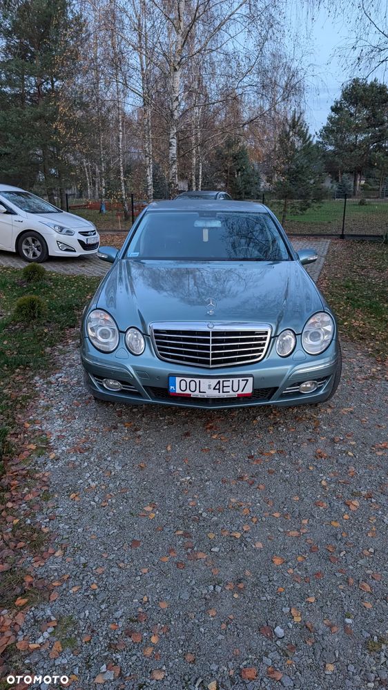 Mercedes-Benz Klasa E 240 T Avantgarde - 3