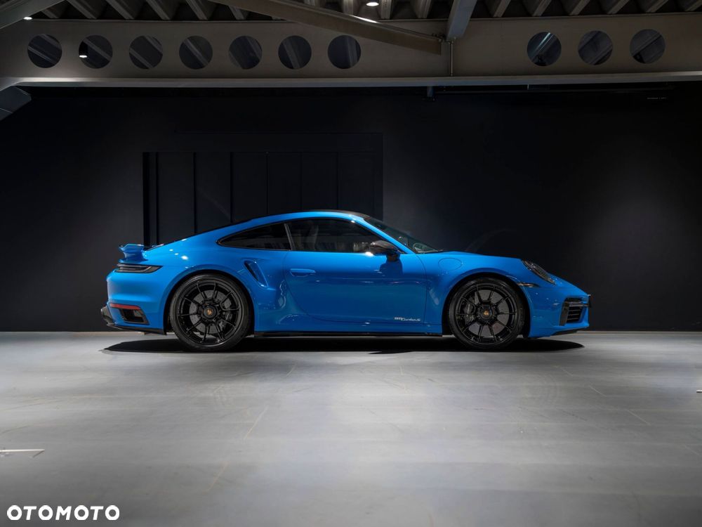 Porsche 911 Turbo S - 6