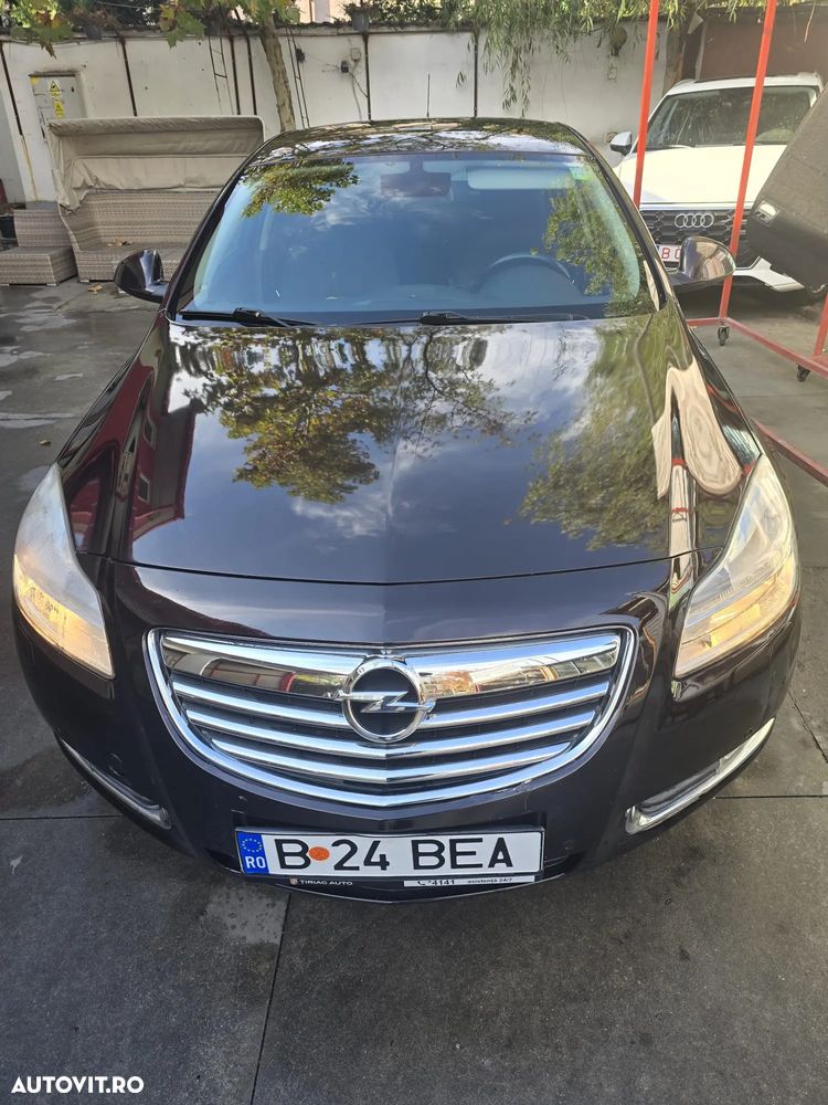 Opel Insignia - 8