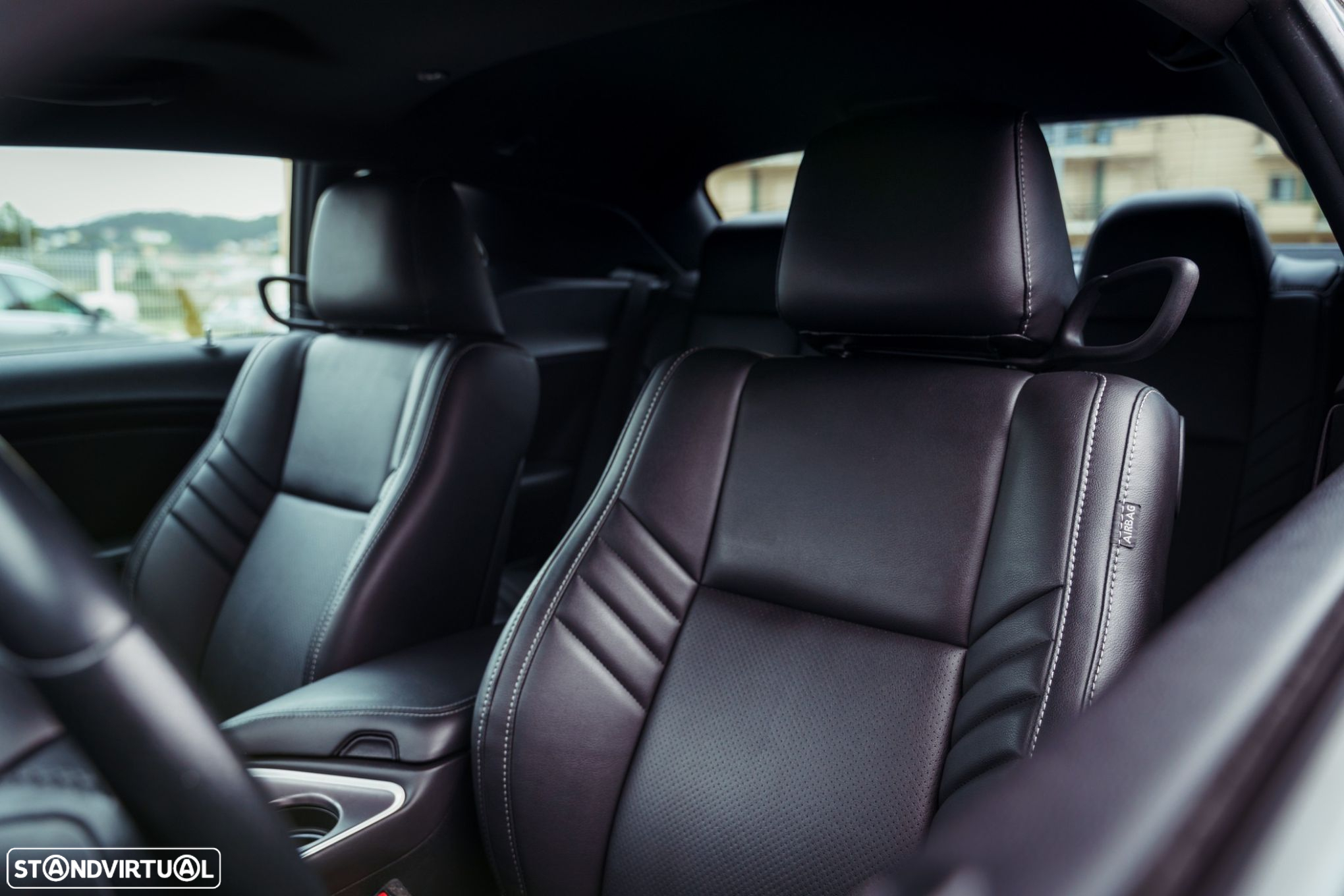 Dodge Challenger Auto SXT Plus - 20