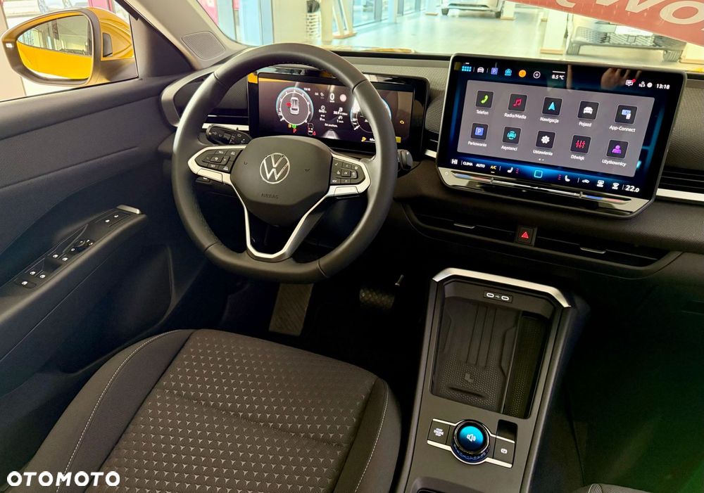 Volkswagen T-Roc - 13