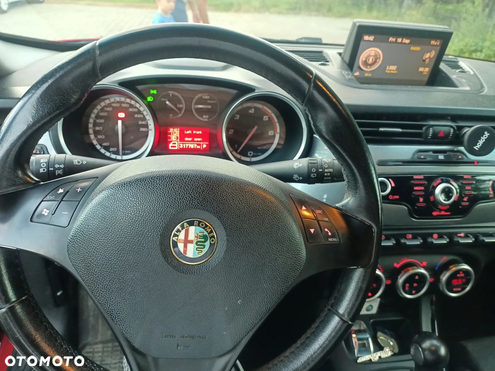 Alfa Romeo Giulietta 2.0 JTDM Progression TCT - 2