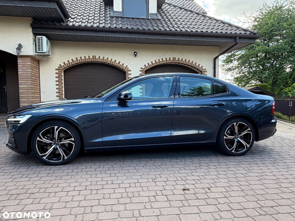 Volvo S60 B5 B AWD Ultimate Dark - 2