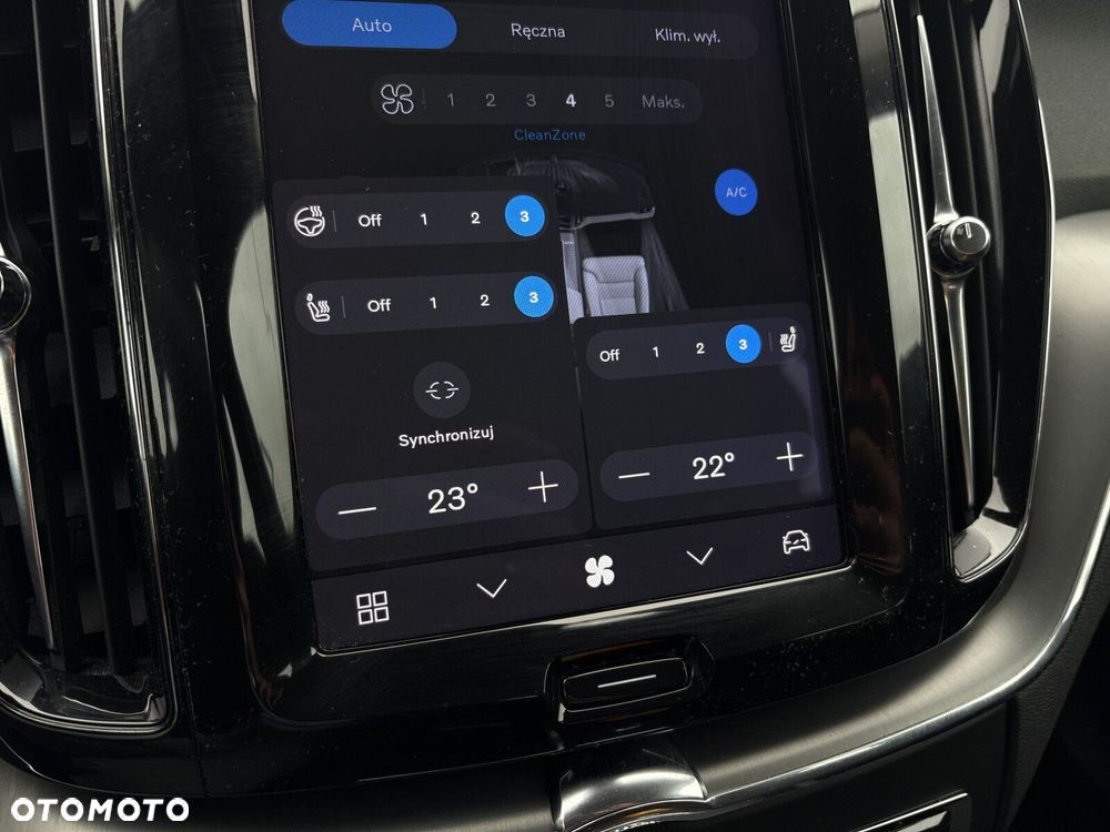 Volvo XC 60 B4 B Momentum Pro - 23