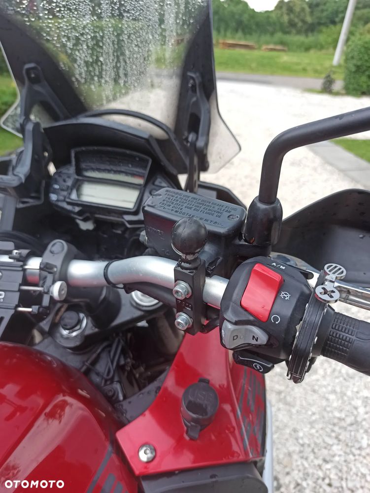 Honda VFR - 12