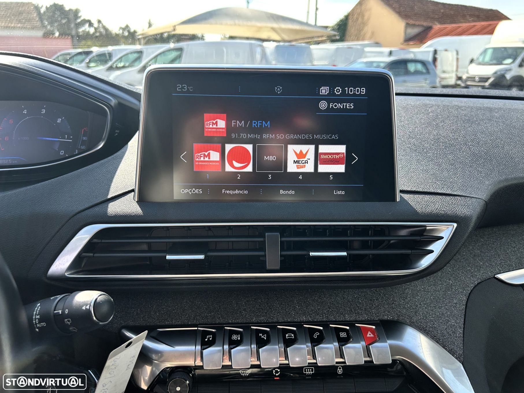 Peugeot 5008 1.5 BlueHDi Allure EAT8 - 17