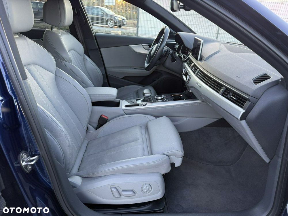 Audi A4 Limousine - 14