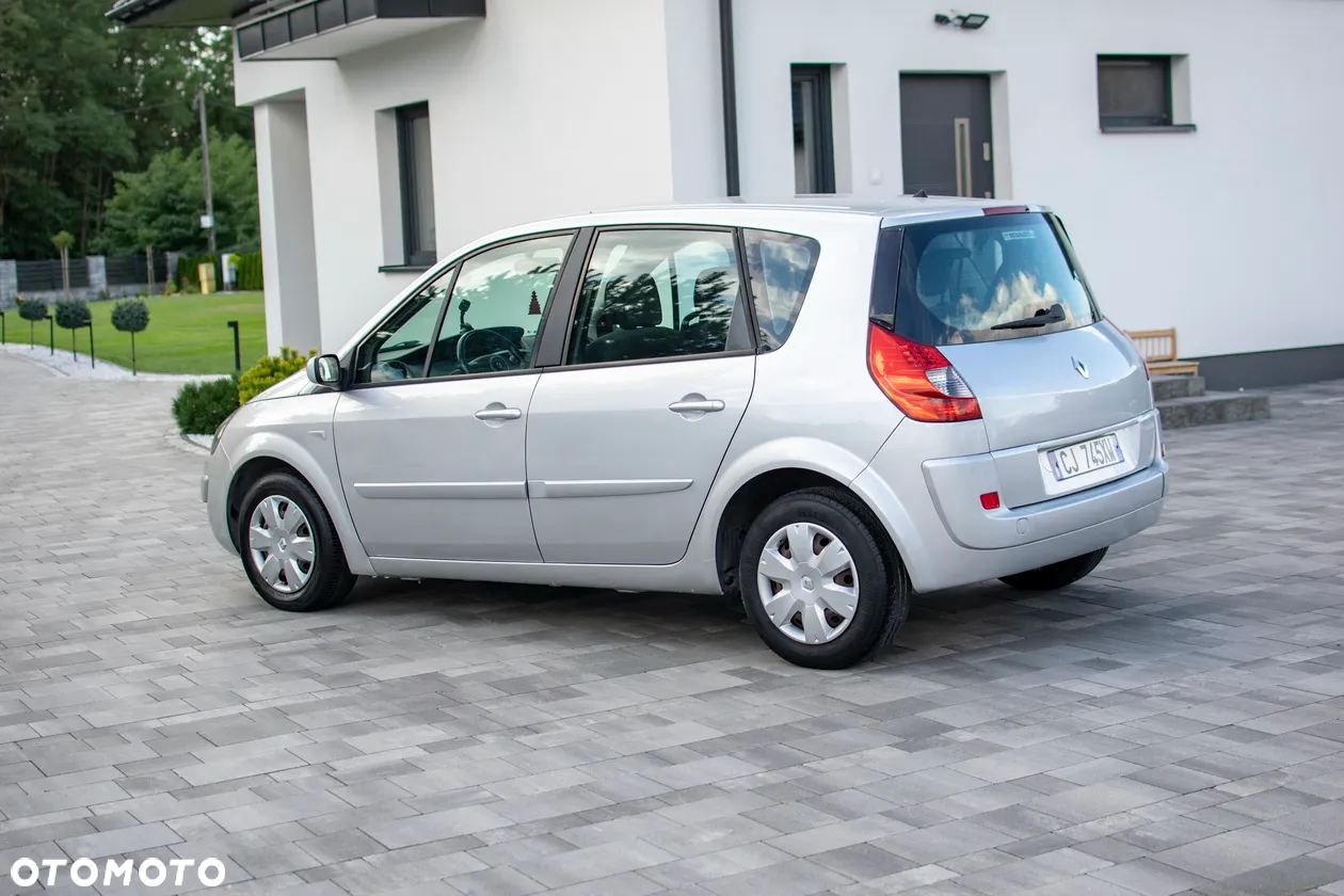 Renault Scenic - 28