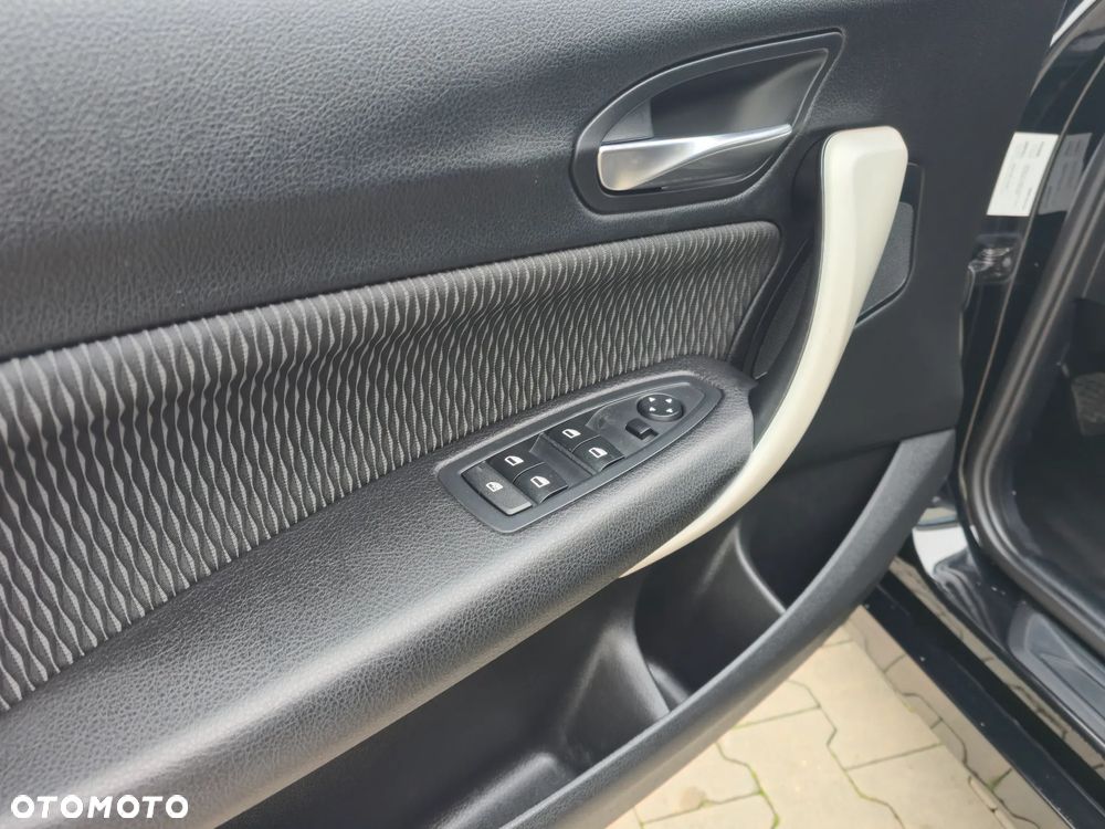 BMW Seria 1 116i Sport Line - 21