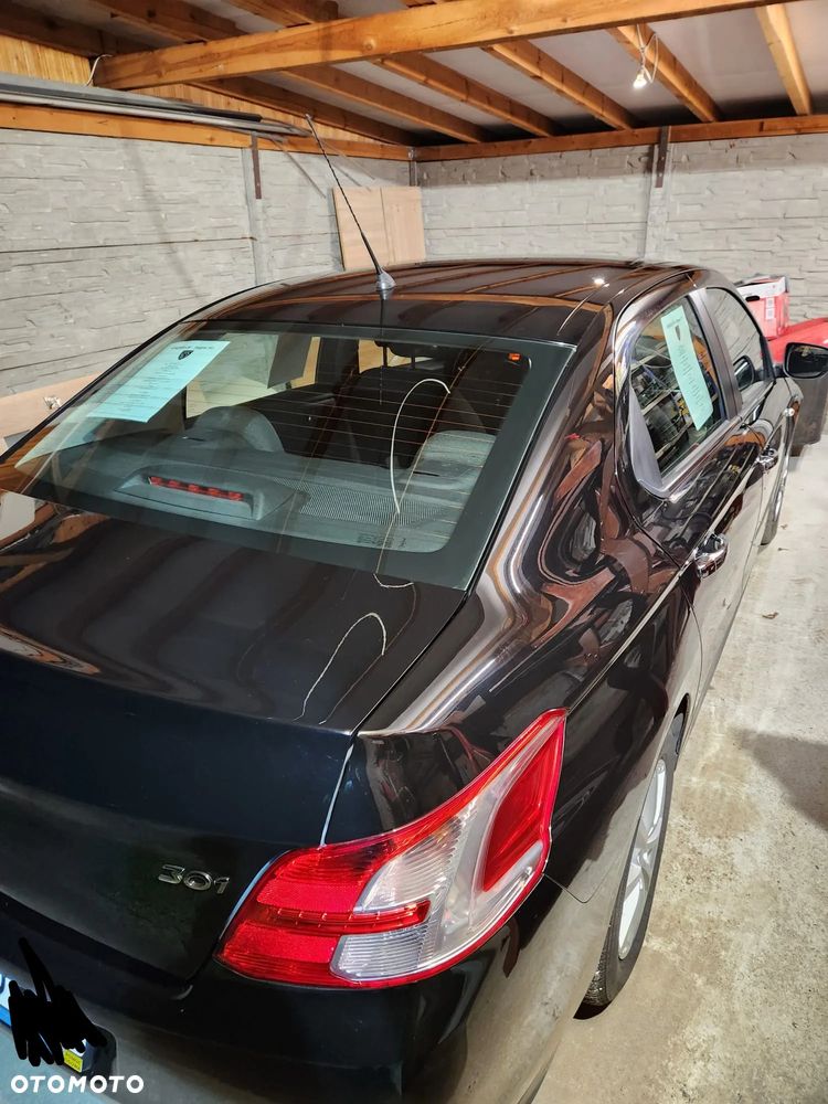 Peugeot 301 1.2 VTi/Pure Tech Access - 10