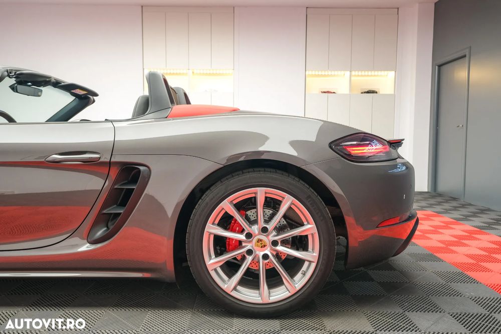 Porsche Boxster 718 S PDK - 12