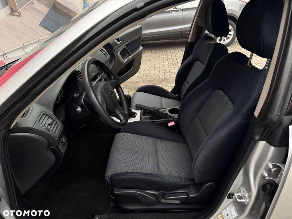 Subaru Legacy - 26