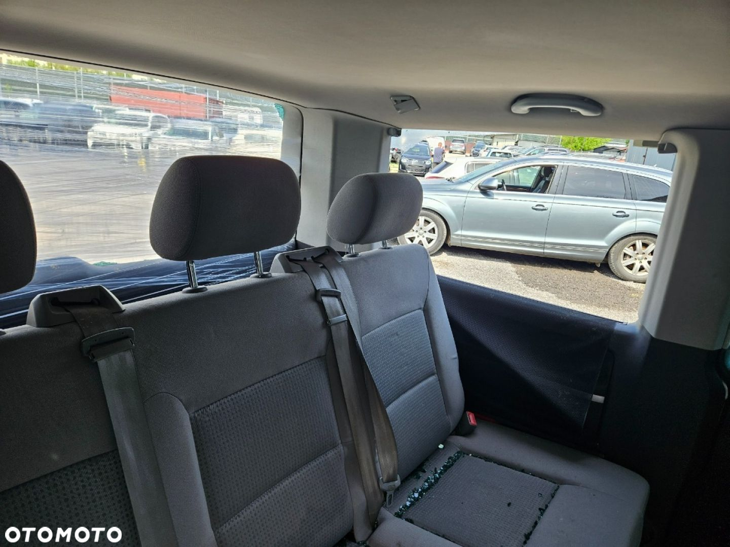 Volkswagen Multivan - 22
