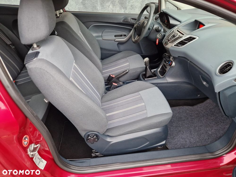 Ford Fiesta 1.4 Champions Edition - 18