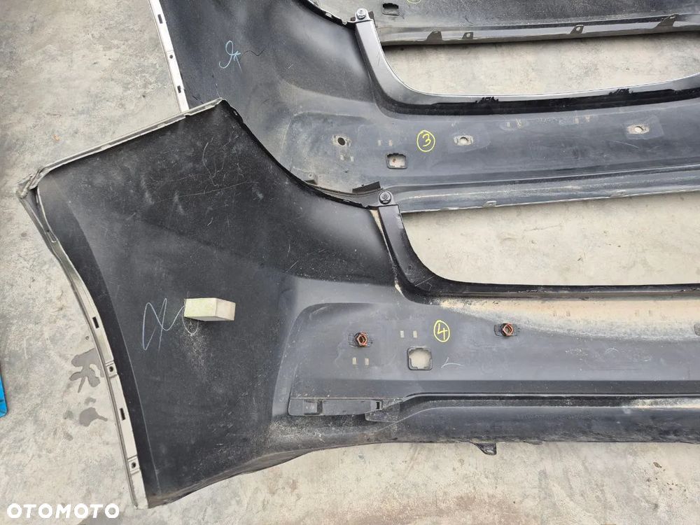 ORYGINALNY ZDERZAK TOYOTA COROLLA E21 PRZÓD / TYŁ - 35