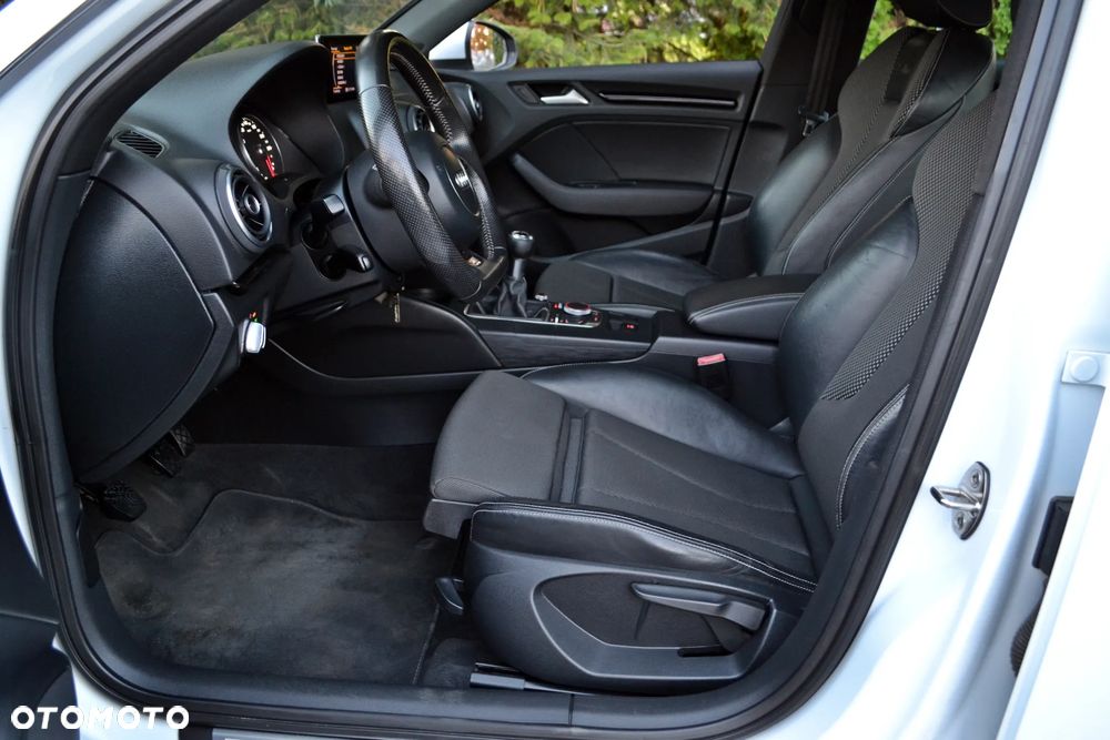 Audi A3 Sportback 2.0 TDI quattro S line Sportpaket - 18