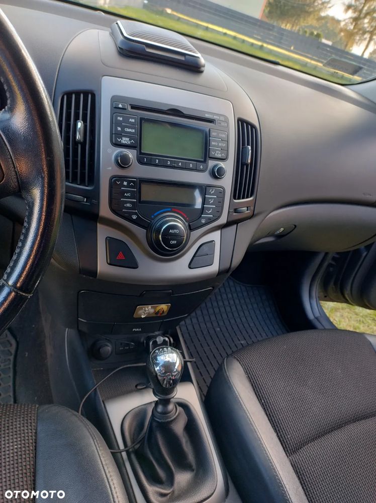 Hyundai i30 1.6 Comfort - 8