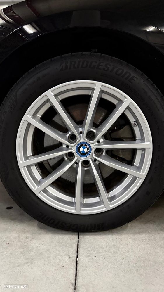 BMW 320 e Aut. Sport Line - 15