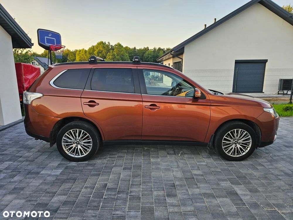 Mitsubishi Outlander 2.0 Intense + CVT - 5