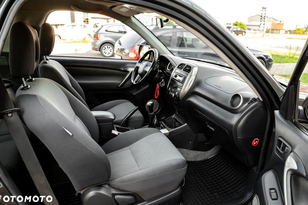 Toyota RAV4 4x4 Edition - 20