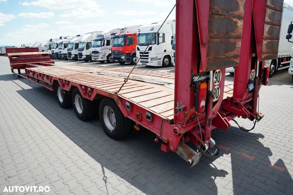 Louault / CU ÎNCĂRCARE JOSĂ / EXTENSIBIL / 17 M / RAMPE HIDRAULICE / AX DE DIRECȚIE / 3 AXE / - 12