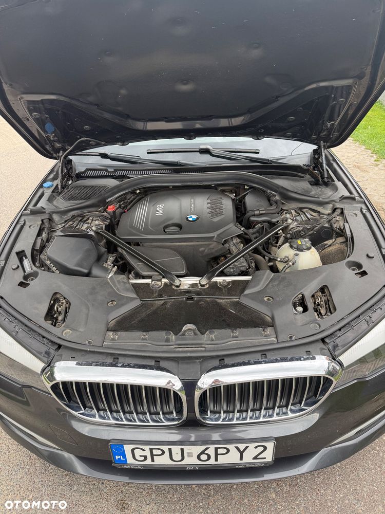 BMW Seria 5 - 25