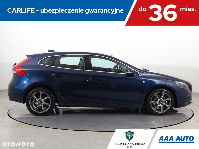 Volvo V40 - 8