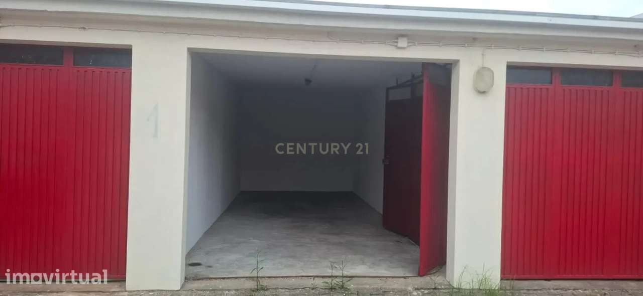 Garagem Fechada em Condomínio Privado a 200m da Praia / Aver-o-Mar-Póv - Grande imagem: 5/8