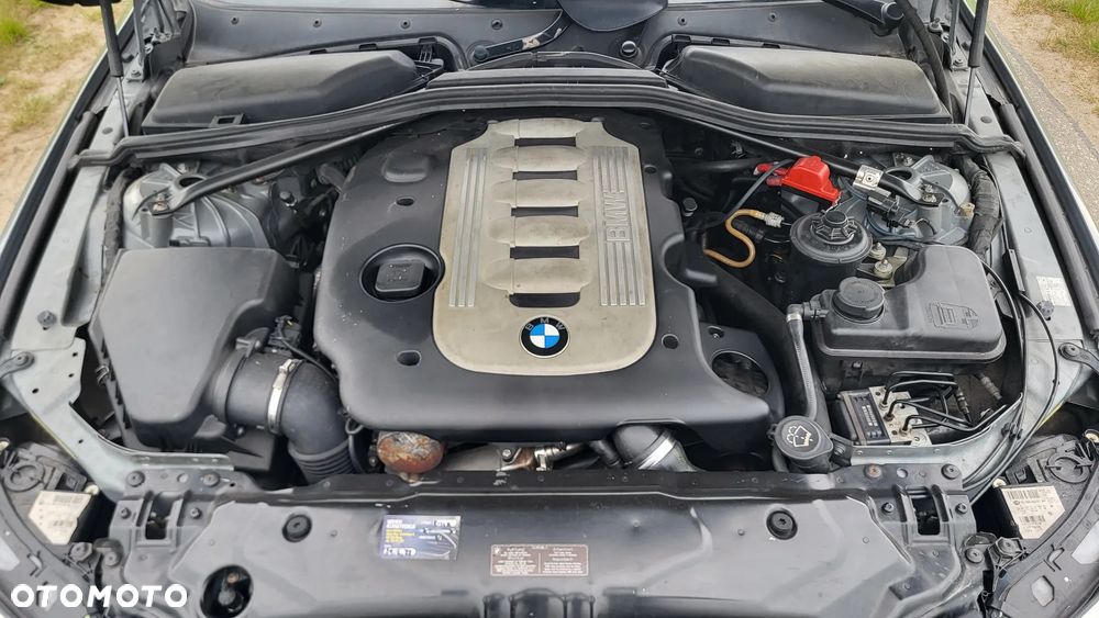 BMW Seria 5 535d - 31