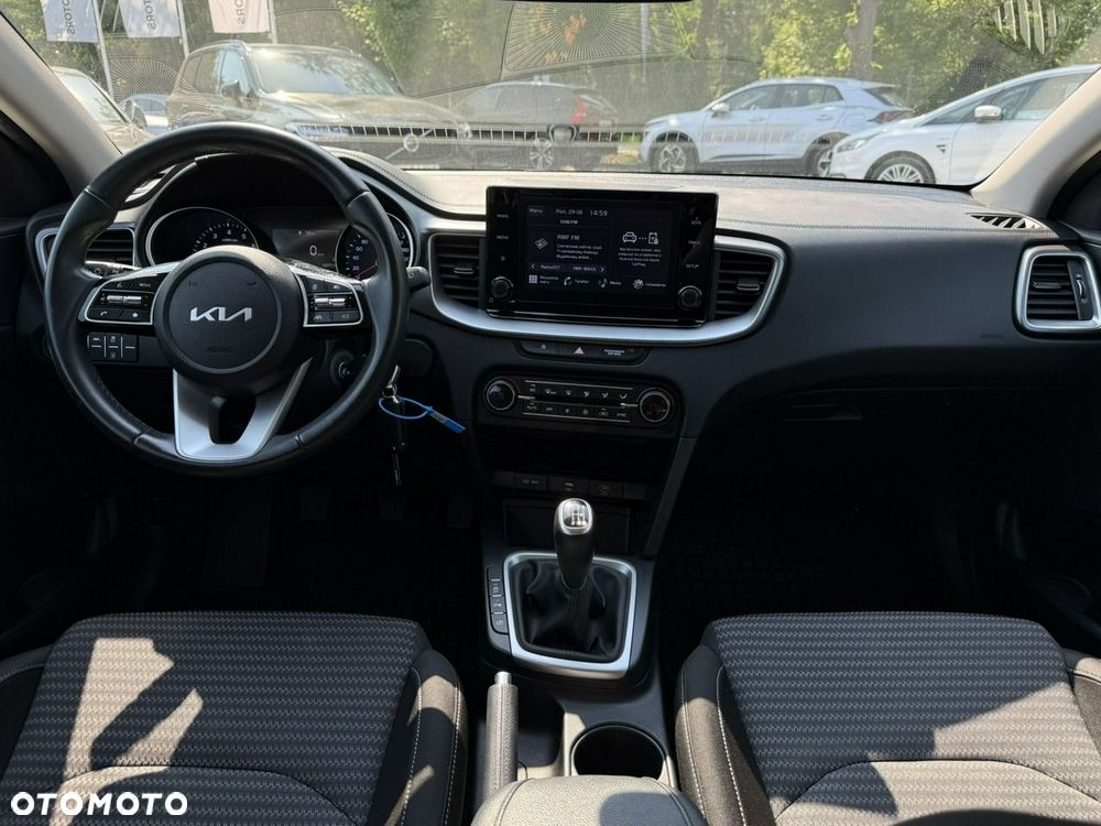 Kia Ceed - 17