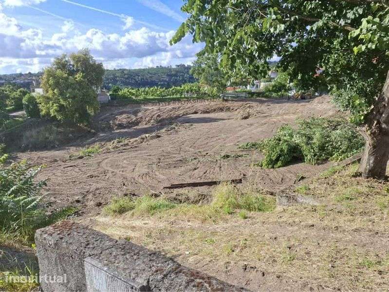 Terreno 4100m2 com possibilidade de construção. - Grande imagem: 3/12