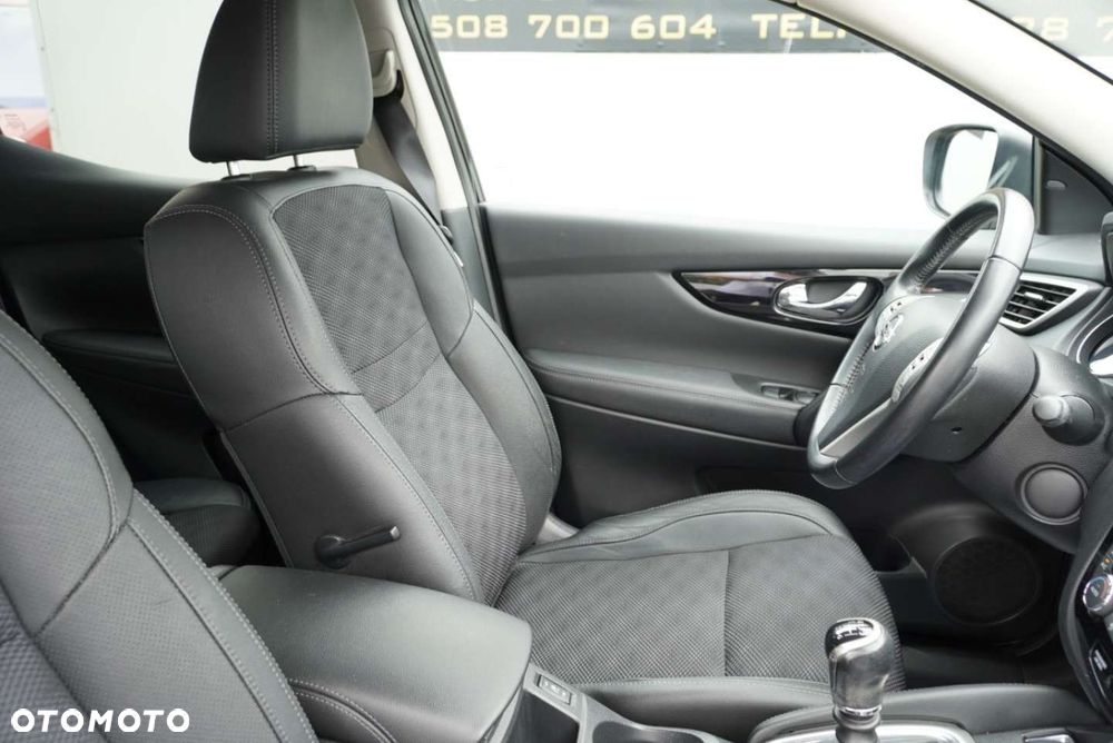 Nissan Qashqai 1.2 DIG-T Tekna EU6 - 14