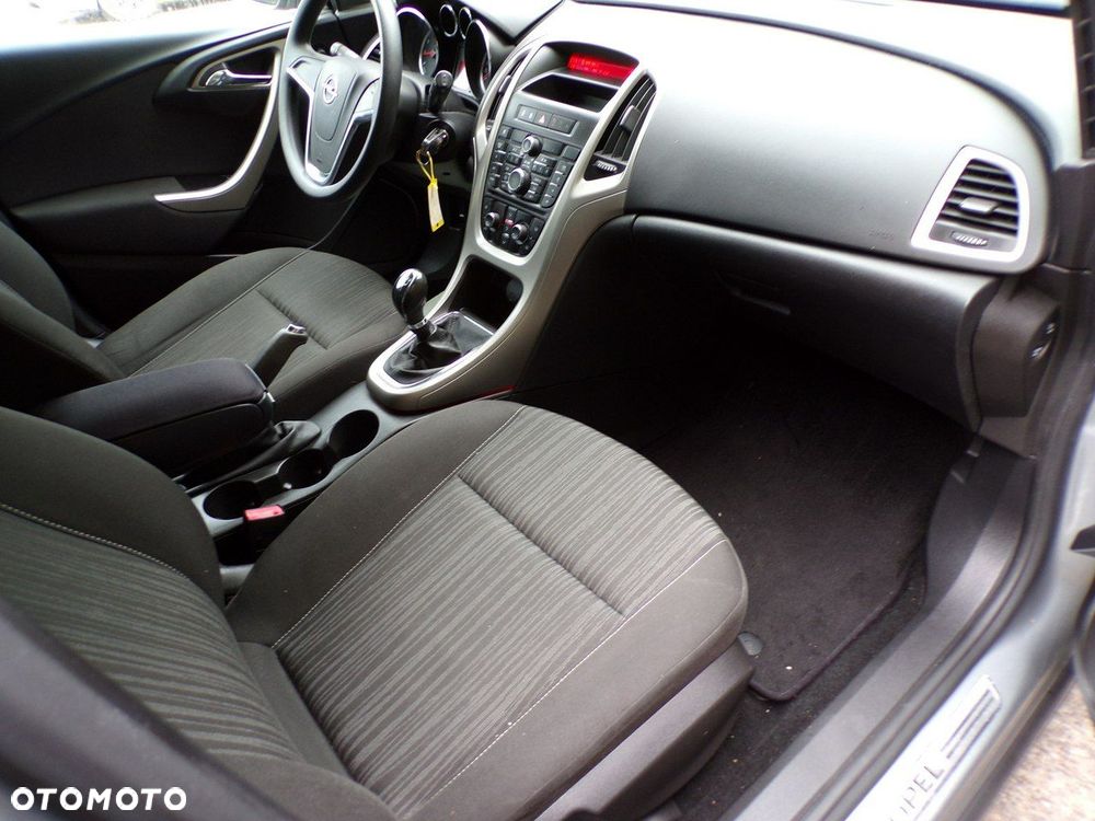 Opel Astra - 22
