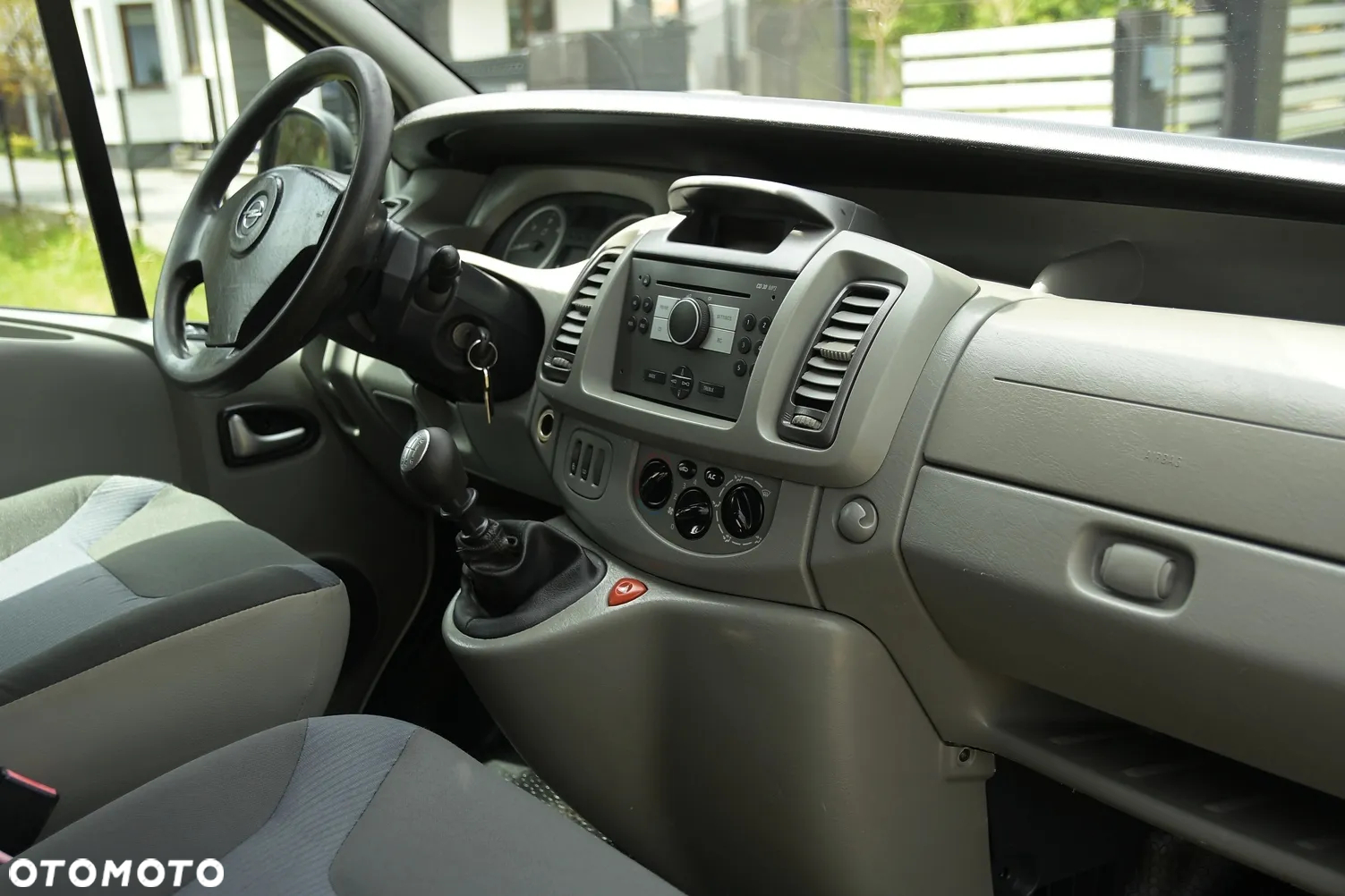 Opel Vivaro - 23